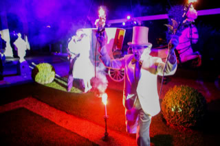 Wedding Planner Hochzeitsplaner Hochzeit Südfrankreich Fliegende Kutsche Küssen Feuerwerk