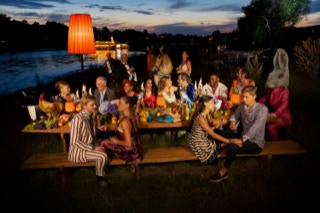 Elbe Dampfer Hase Pferd Akkordeon Rainer König Kutsche Tafel auf Elbwiesen